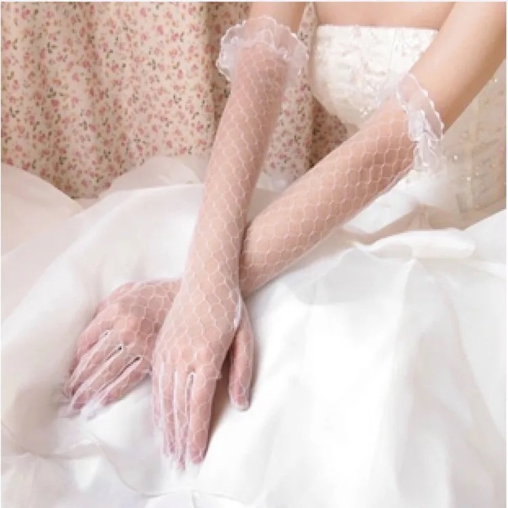 Bridal glove